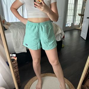 Patagonia Women’s Mint Green Medium Baggies Shorts